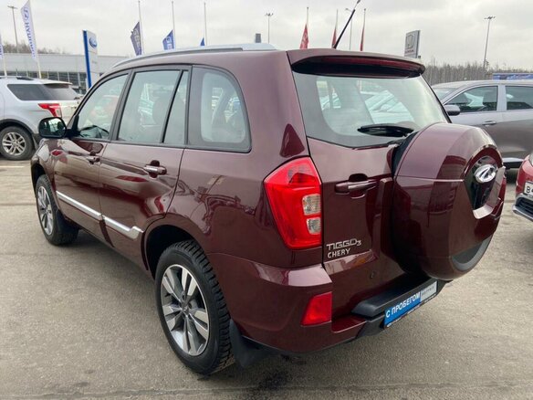 2017 Chery Tiggo 3 I, красный - вид 3