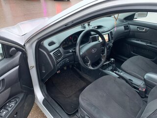 2007 Kia Magentis II, серебристый, 450000 рублей, вид 5