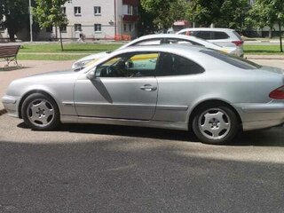 1999 Mercedes-Benz CLK-Класс 200 I (W208), серебристый, 1000080 рублей, вид 4