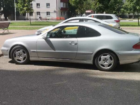 1999 Mercedes-Benz CLK-Класс 200 I (W208), серебристый, 1000080 рублей - вид 3
