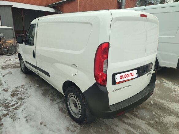 2019 Fiat Doblo II Рестайлинг, белый - вид 1