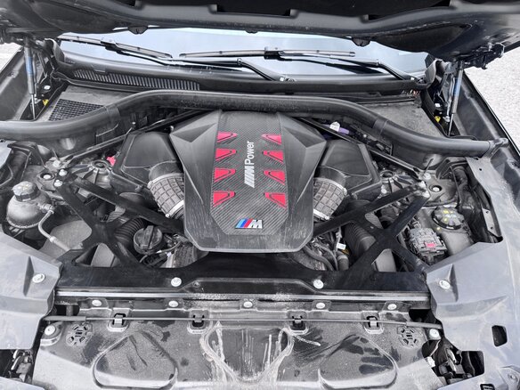 2024 BMW X6 M Competition III (F96) Рестайлинг, зелёный, 15000000 рублей - вид 12