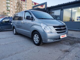 2015 Hyundai Grand Starex I, серый, 2000000 рублей, вид 2