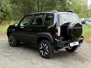 2026 Lada (ВАЗ) Niva Travel I Рестайлинг, чёрный, 1789000 рублей, вид 3