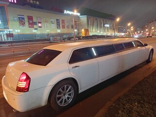 2006 Chrysler 300C I, белый, 1500000 рублей, вид 2