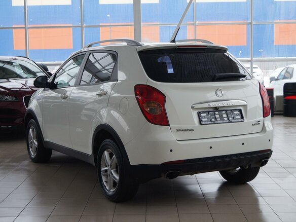 2011 SsangYong Actyon II, белый - вид 5