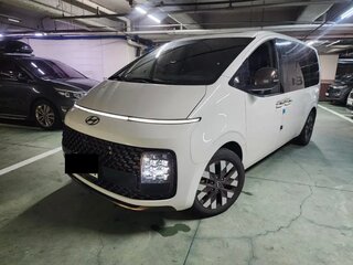 2022 Hyundai Staria I, белый, 5200000 рублей, вид 3