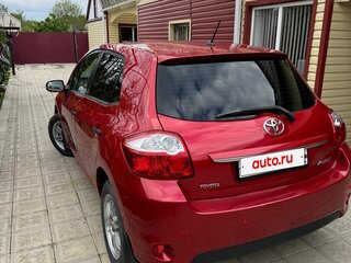 2010 Toyota Auris I Рестайлинг, красный, 1550000 рублей, вид 4