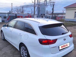 2019 Kia Ceed III, белый, 1330000 рублей, вид 4