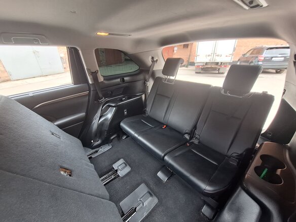2015 Toyota Highlander III (XU50), чёрный, 3900000 рублей - вид 18