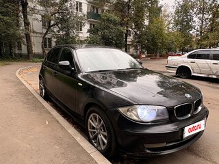2010 BMW 1 серии 116i I (E81/E82/E87/E88) Рестайлинг, чёрный, 500000 рублей, вид 2
