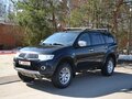 2010 Mitsubishi Pajero Sport II, чёрный - вид 3