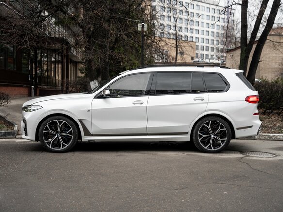 2019 BMW X7 M50d I (G07), белый - вид 5