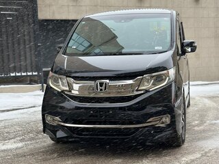 2016 Honda Stepwgn Spada V, чёрный, 2230000 рублей, вид 3