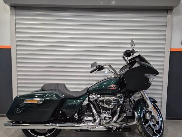 2024 Harley-Davidson Road Glide, зелёный, 3800000 рублей - вид 1