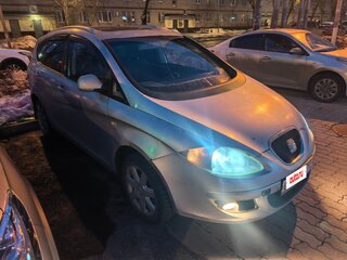 2008 SEAT Altea I, серебристый, 600000 рублей, вид 1