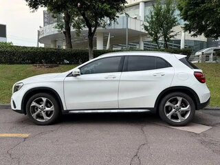 2019 Mercedes-Benz GLA 200 I (X156) Рестайлинг, белый, 1530001 рублей, вид 3