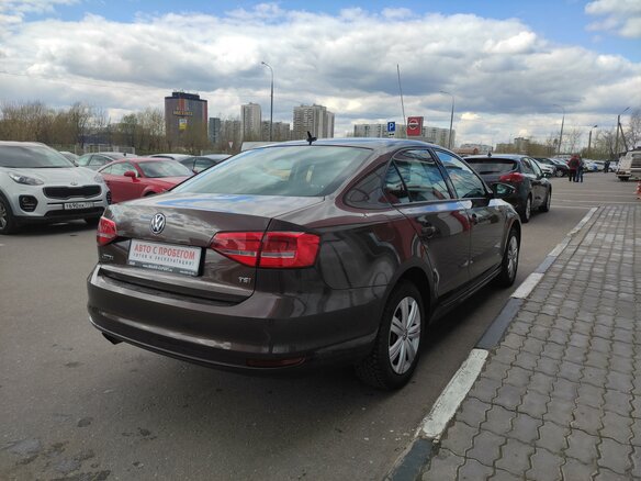 2015 Volkswagen Jetta VI Рестайлинг, коричневый - вид 4
