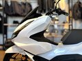 2021 Honda PCX 125, белый, 370000 рублей - вид 4