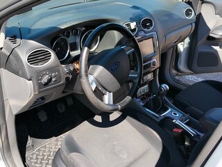 2008 Ford Focus II Рестайлинг, серебристый, 735000 рублей, вид 5
