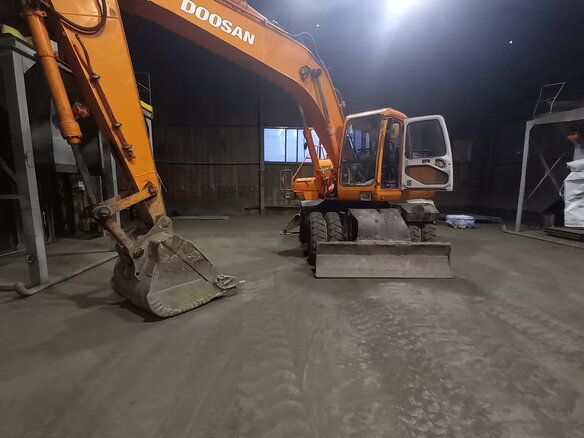 2004 Doosan Solar, оранжевый