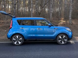 2018 Kia Soul II Рестайлинг, синий, 1800000 рублей, вид 4
