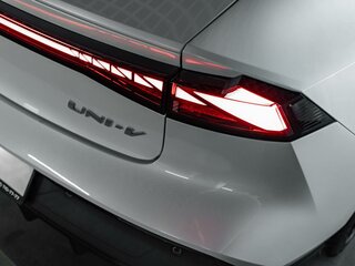 2024 Changan UNI-V I, белый, 3329900 рублей, вид 5
