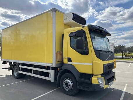 2018 Volvo FL, жёлтый, 5350000 рублей, вид 2