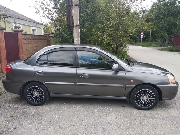 2003 Kia Rio I Рестайлинг, серый, 670000 рублей - вид 2