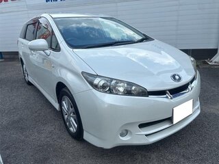 2017 Toyota Wish II Рестайлинг, белый, 1140000 рублей, вид 2