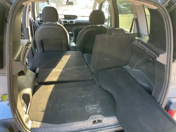 2010 Citroen C3 Picasso I, серый, 370000 рублей - вид 12
