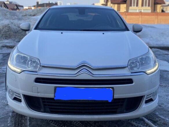 2012 Citroen C5 II, белый, 650000 рублей - вид 3