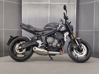 Triumph Trident 660