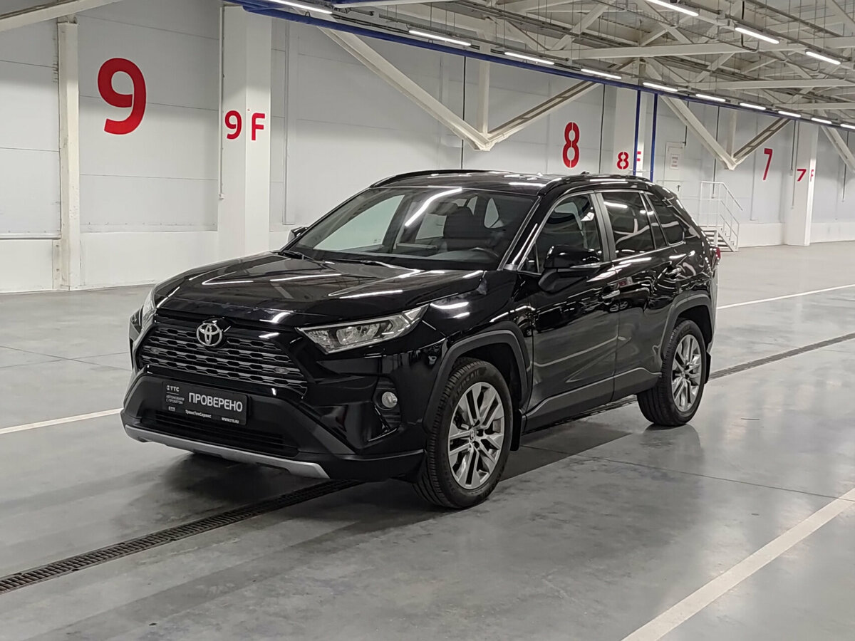 Открыть фотографии: Toyota RAV4 V (XA50)