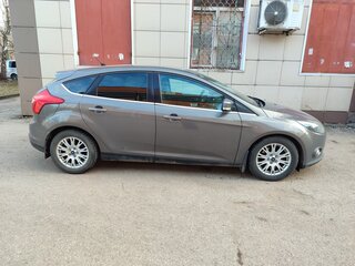 2013 Ford Focus III, серый, 900000 рублей, вид 4