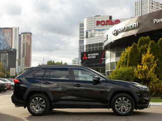 2025 Toyota RAV4 V (XA50), чёрный, 3848000 рублей, вид 3