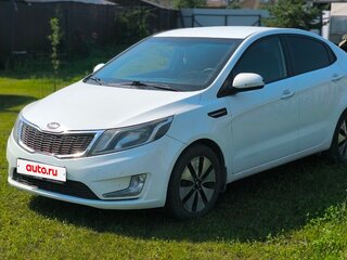 2012 Kia Rio 4-speed III, белый, 875000 рублей, вид 1