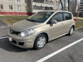2010 Nissan Tiida I Рестайлинг, бежевый, 820000 рублей, вид 1