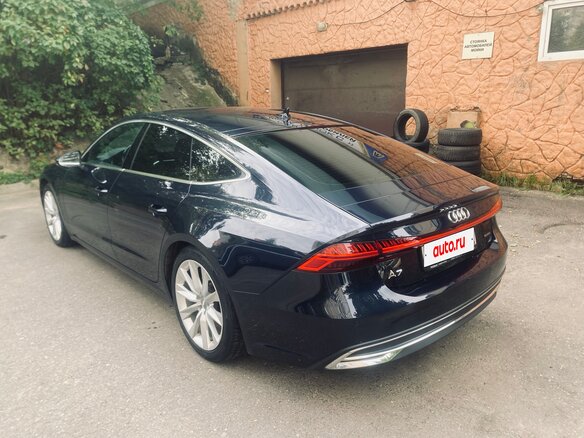 2018 Audi A7 55 TFSI II (4K), синий, 3849000 рублей - вид 6