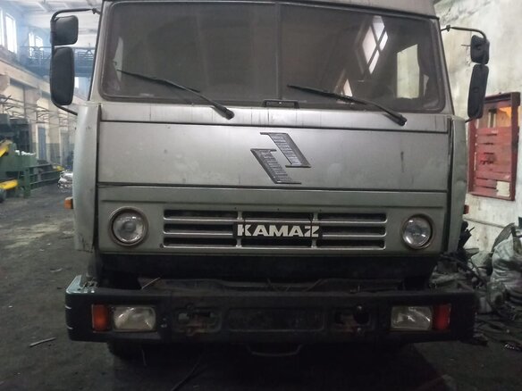 1982 КамАЗ 5490, серебристый, 510000 рублей
