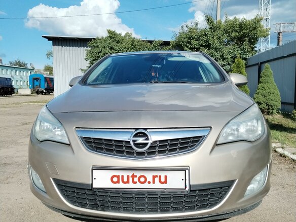 2012 Opel Astra J, бежевый, 580000 рублей - вид 1