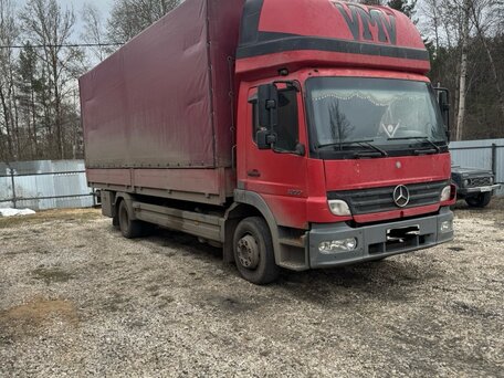 2007 Mercedes-Benz Atego, красный, 3030000 рублей, вид 2