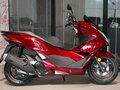 2024 Honda PCX 125, красный - вид 1