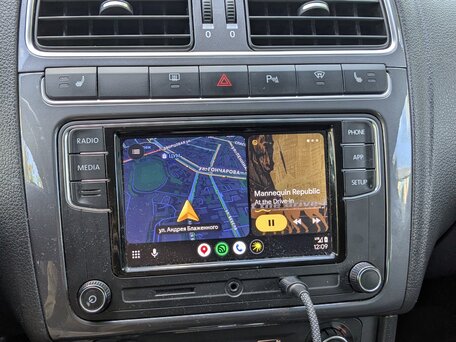 2019 Volkswagen Polo V Рестайлинг, серый, 1090000 рублей, вид 4