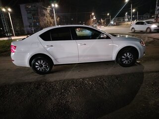 2014 Skoda Octavia III (A7), белый, 795000 рублей, вид 4