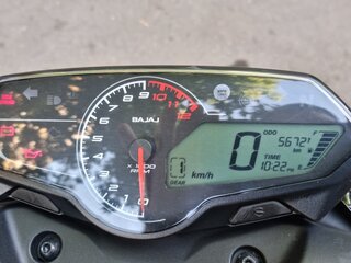 2023 Bajaj Pulsar N250, чёрный, 220000 рублей, вид 5
