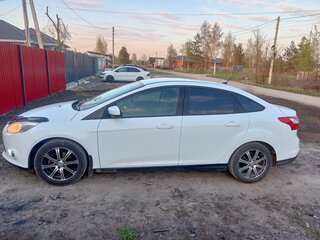 2012 Ford Focus III, белый, 610000 рублей, вид 2