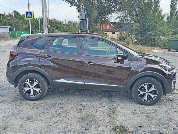 2018 Renault Kaptur I, коричневый, 1700000 рублей - вид 4