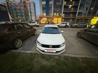 2015 Volkswagen Jetta VI Рестайлинг, белый, 745000 рублей, вид 1
