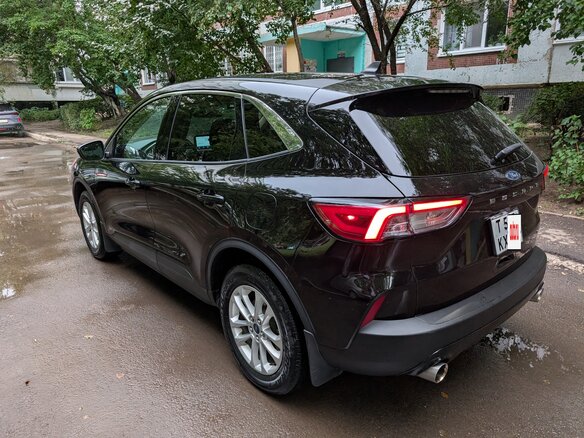 2020 Ford Escape IV, чёрный, 2100000 рублей - вид 5